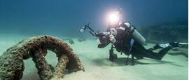 4 Professional Cameras under $1200 for Underwater Adventure