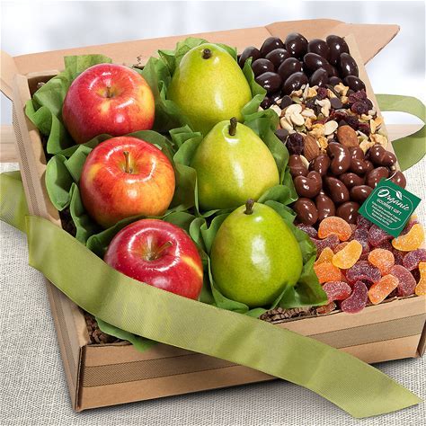 The Fruit Company Organic Fruit and Snack Gift Box
