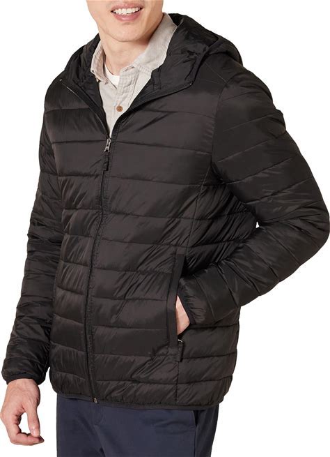 Amazon Essentials Men's Lightweight Water-Resistant Packable Puffer Jacket