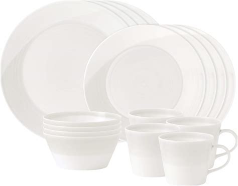 Royal Doulton Pacific Holiday 16-Piece Dinnerware Set